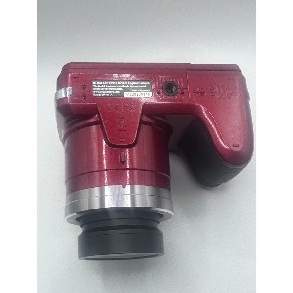 Kodak PIXPRO AZ421 16MP 42x Optical ZM Camera Red Untested For Parts/ Repair